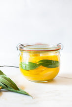 Görseli Galeri görüntüleyiciye yükleyin, Weck 580 ml Lale Saklama ve Konserve Kavanozu